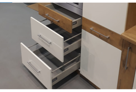 Kuchnia Vigo matera (b)- 4,9m x 2,65m x 2,2m